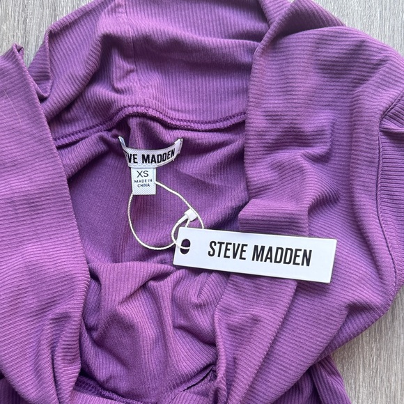 Steve Madden Purple Ribbed Top - Picture 2 of 4